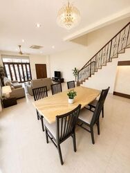 Phillips Avenue (D19), Semi-Detached #574217301